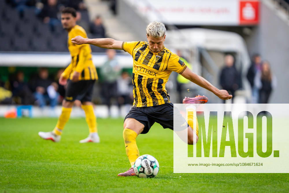 Lukas Scepanik, Alemannia Aachen, 07 TSV Alemannia Aachen vs. FC Hansa Rostock, Soccer, 3rd Division, Matchday 10, 2026–2027 Season, October 17, 2026 DFB regulations prohibit any use of photographs as image sequences and or quasi-video TSV Alemannia Aachen vs. FC Hansa Rostock, soccer, 3rd Division, Matchday 10, 2026–2027 Season, October 17, 2026, Aachen