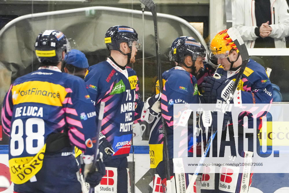 QUINTO, SWITZERLAND OCTOBER 17 Michael Joly of Ambri (2nd from right) celebrated his goal with top scorer Roby Jarventie of Ambri (right), Nathan Schnarr of Ambri (2nd from left), and Tommaso De Luca of Ambri (left) during the game between HC Ambri Piotta and Geneva Servette HC at Gottardo Arena on October 17, 2026, in UNSPECIFIED, Unspecified Quinto, Ticino, Switzerland