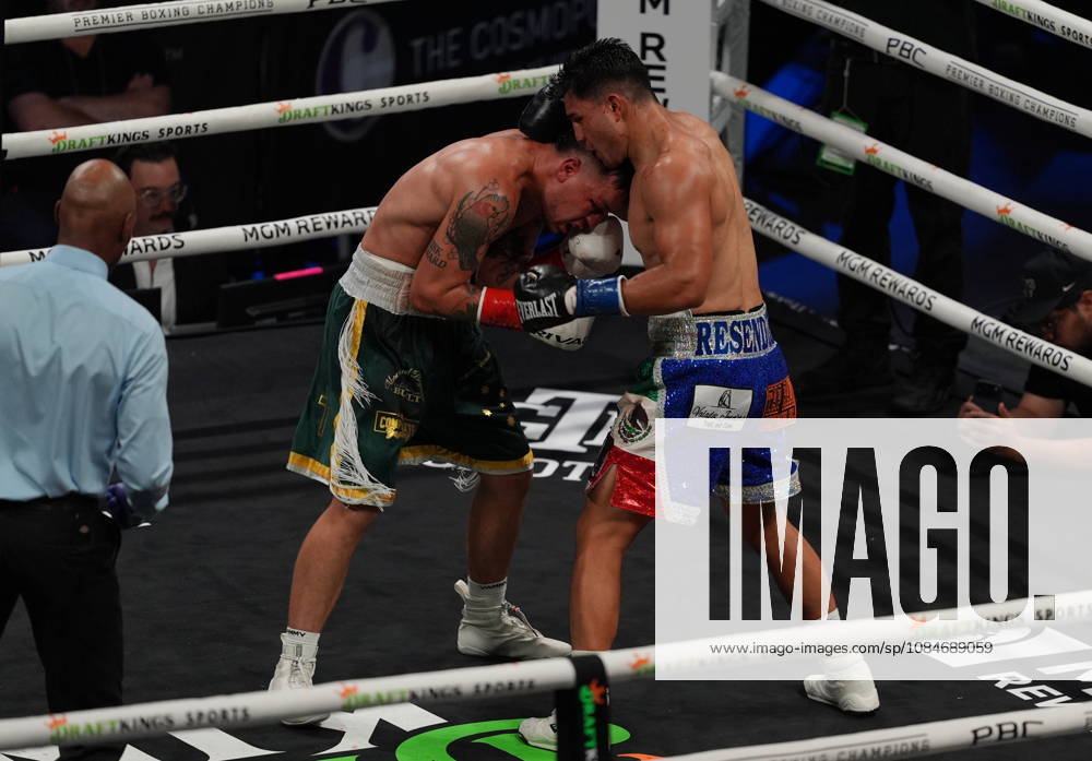 BOXING: Armando Resendiz vs Koen Mazoudier in Las Vegas LAS VEGAS, NEVADA - OCTOBER 17: Armando Resendiz (in blue short) and Koen Mazoudier (in green short) exchange punches during their super middleweight fight on Saturday night at the Chelsea of The Cosmopolitan in Las Vegas, Nevada, United States on October 17, 2026. Tayfun Coskun Anadolu Nevada United States. Editorial use only. Please get in touch for any other usage.
