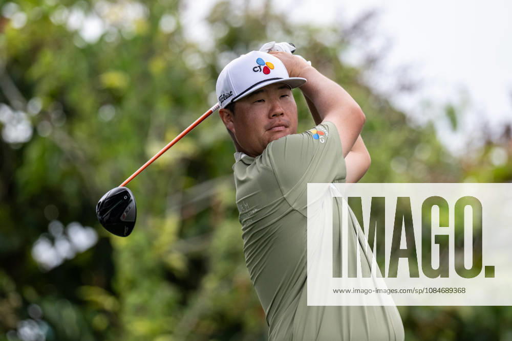 Sungjae IM from Korea on the first tee.Macau Open Golf 2026 Final Round. Macau China - ZUMAr144 20261018_zap_r144_031