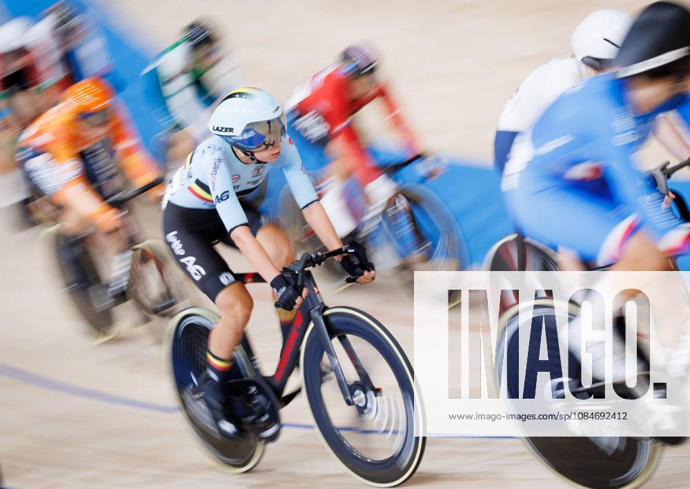 Belgian Shari Bossuyt pictured during the Womens Points Race event at the UCI Track cycling, Rad, Radsport, Bahnrad, Bahn World Championships in Shanghai, China on Sunday 18 October 2026. The worlds are taking place from 14 to 18 October 2026. BENOITxDOPPAGNE x190174277x