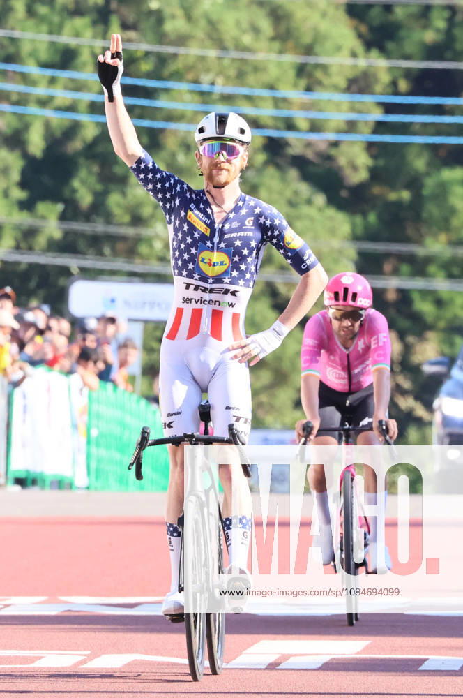Utsunomiya, Japan - American cyclist Quinn Simmons (L) of Lidl-Trek crosses the finish line of the Utsunomiya Japan Cup Cycle Road Race while Irish Ben Healey (R) of EF Education - Easy Post follows him in Utsunomiya, 100km north of Tokyo on Sunday, October 18, 2026. Quin Simmons won the 144km race and Healey finished the runner-up. (photo by Yoshio Tsunoda AFLO) Noxthirdxpartyxsales 0869825625st YoshioxTsunodax