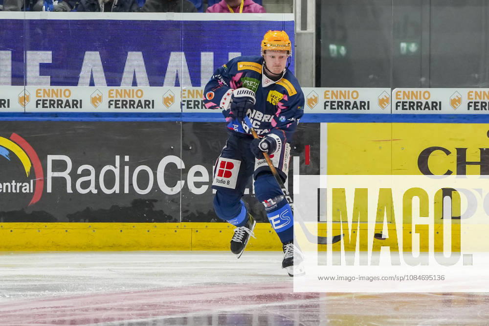 QUINTO, SWITZERLAND, OCTOBER 17: Top scorer Roby Jarventie of Ambri in action during the game between HC Ambri Piotta and Geneva Servette HC at Gottardo Arena on October 17, 2026, in UNSPECIFIED, Unspecified Quinto, Ticino, Switzerland