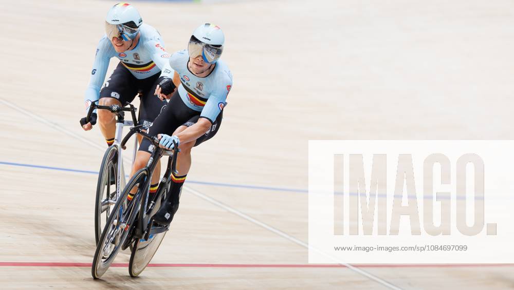 Belgian Lindsay De Vylder and Belgian Fabio Van den Bossche pictured in action during the Madison event at the UCI Track cycling, Rad, Radsport, Bahnrad, Bahn World Championships in Shanghai, China on Sunday 18 October 2026. The worlds are taking place from 14 to 18 October 2026. BENOITxDOPPAGNE x190184412x