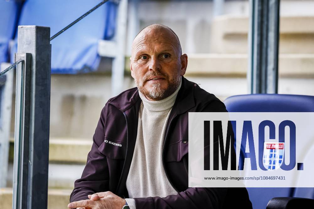 , mac3park , season 2026 2027 , Dutch Eredivisie football , match between PEC Zwolle and Go Ahead Eagles , picture shows GA Eagles trainer coach Joseph Oosting PEC - Go Ahead Eagles x208671698x