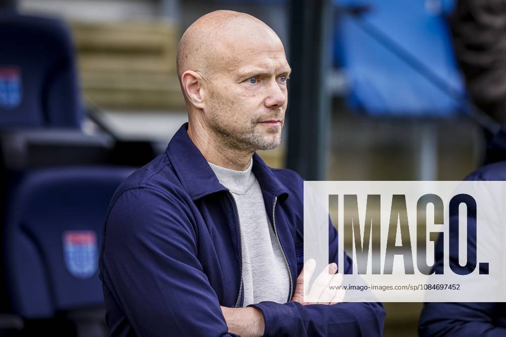 , mac3park , season 2026 2027 , Dutch Eredivisie football , match between PEC Zwolle and Go Ahead Eagles , picture shows PEC Zwolle Assistant coach Dennis van der Ree PEC - Go Ahead Eagles x208671704x