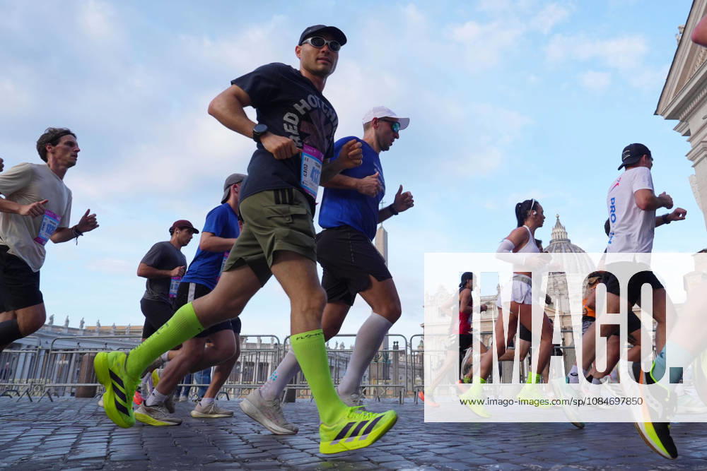 A moment during the Wizz Air Half Marathon 2026- Rome , October 18 , 2026 .
