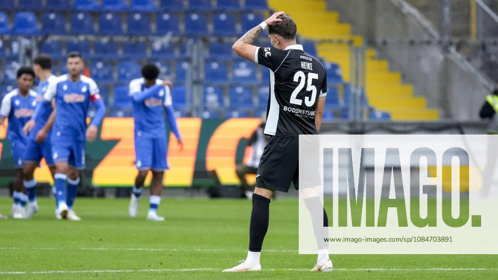 SC Verl players, featuring Tim Heike Verl, 25, looking disappointed; disappointment, frustration, pessimism, after conceding the goal that made the score 1–0; action, game scene, October 18, 2026, Sinsheim, Germany, soccer, 3. Liga, TSG 1899 Hoffenheim II vs. SC Verl, DFB and DFL regulations prohibit any use of photographs as image sequences and or quasi-video
