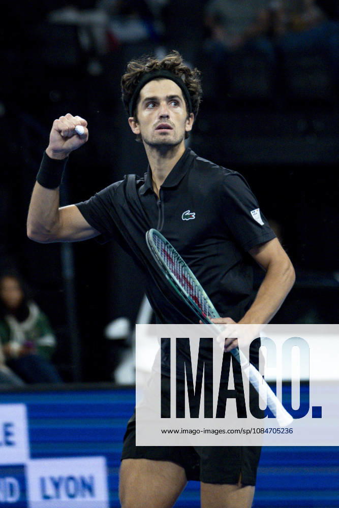 TENNIS : ATP, Tennis Herren 250 - Grand Tennis AURA - Decines (France) 18 10 2026 Pierre-Hugues HERBERT(FRA) secures a three-set victory over Jurij Rodionov during the qualifying tournament of the Auvergne Rhône-Alpes Grand Prix at the LDLC Arena in Décines on October 18, 2026. Photo Sandrine Thesillat PsNewZ