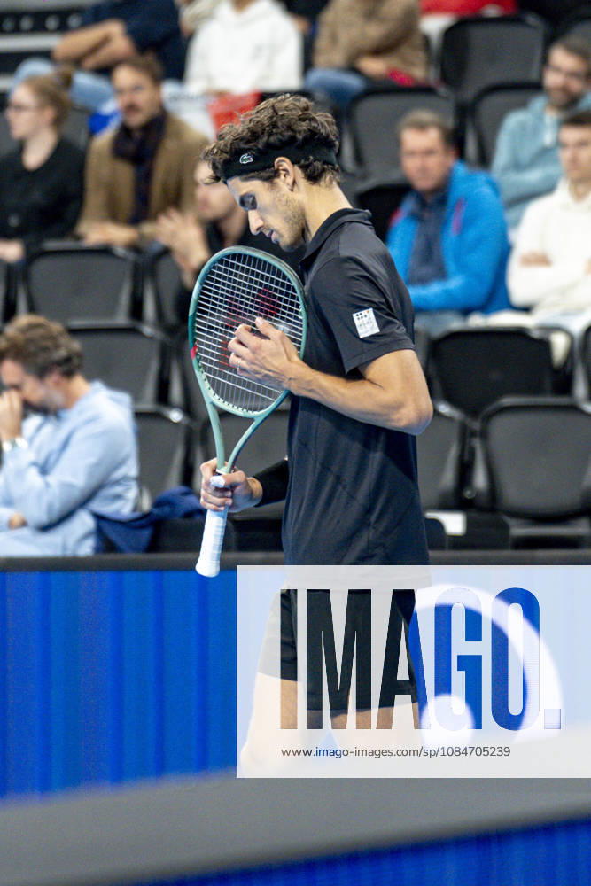TENNIS : ATP, Tennis Herren 250 - Grand Tennis AURA - Decines (France) 18 10 2026 Pierre-Hugues HERBERT(FRA) secures a three-set victory over Jurij Rodionov during the qualifying tournament of the Auvergne Rhône-Alpes Grand Prix at the LDLC Arena in Décines on October 18, 2026. Photo Sandrine Thesillat PsNewZ