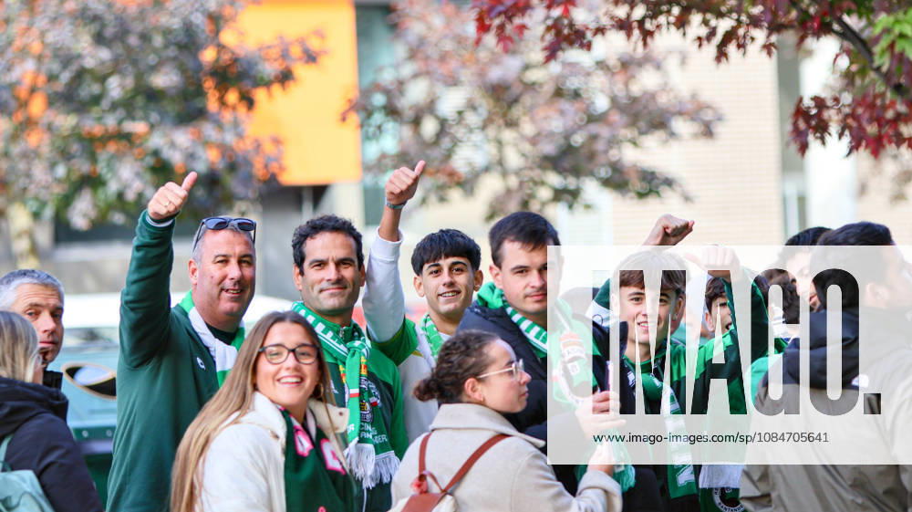 ESP LaLiga EA Sports Atlético Osasuna vs. Racing Santander: Fans of Racing Santander during the LaLiga EA Sports match between Atlético Osasuna and Racing Santander, played at El Sadar Stadium in Pamplona on October 18, 2026, in Spain. Spanish Soccer