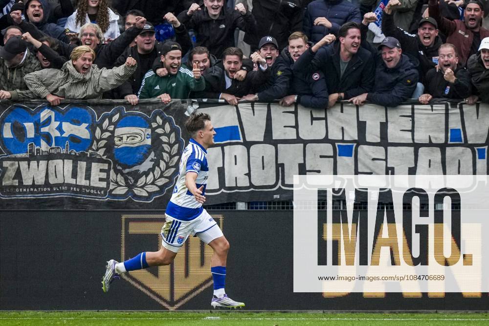 ZWOLLE - Thijs Oosting of PEC Zwolle celebrates the 3-1 during the Dutch Eredivisie match between PEC Zwolle and Go Ahead Eagles at the MAC3PARK stadium on October 18, 2026, in Zwolle, the Netherlands. TOBIAS KLEUVER ANP Eredivisie 2026 27 ANPxSportx IVx 572833917 originalFilename: 572833917