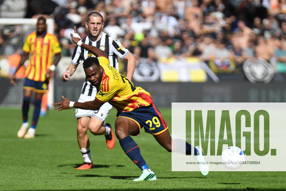 SOCCER - Serie A - Udinese Calcio vs. US Lecce Photo by IPA ABACAPRESS.COM89851721 - Lecce s Lassana Coulibaly in action against Udinese s Giorgi Chakvetadze during the Serie A soccer match between Udinese Calcio and US Lecce in Udine, Italy, on October 18, 2026 Udine Italy