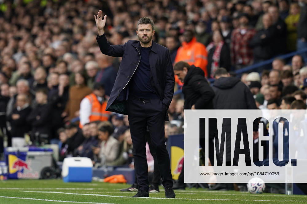 Leeds, England, 18th October 2026. Michael Carrick head coach of Manchester United, ManU during the Leeds United vs Manchester United Premier League match at Elland Road, Leeds. Picture credit should read: Andrew Yates Sportimage . SPI_027_AY_Leeds_Man_Utd SPI-5081-0027