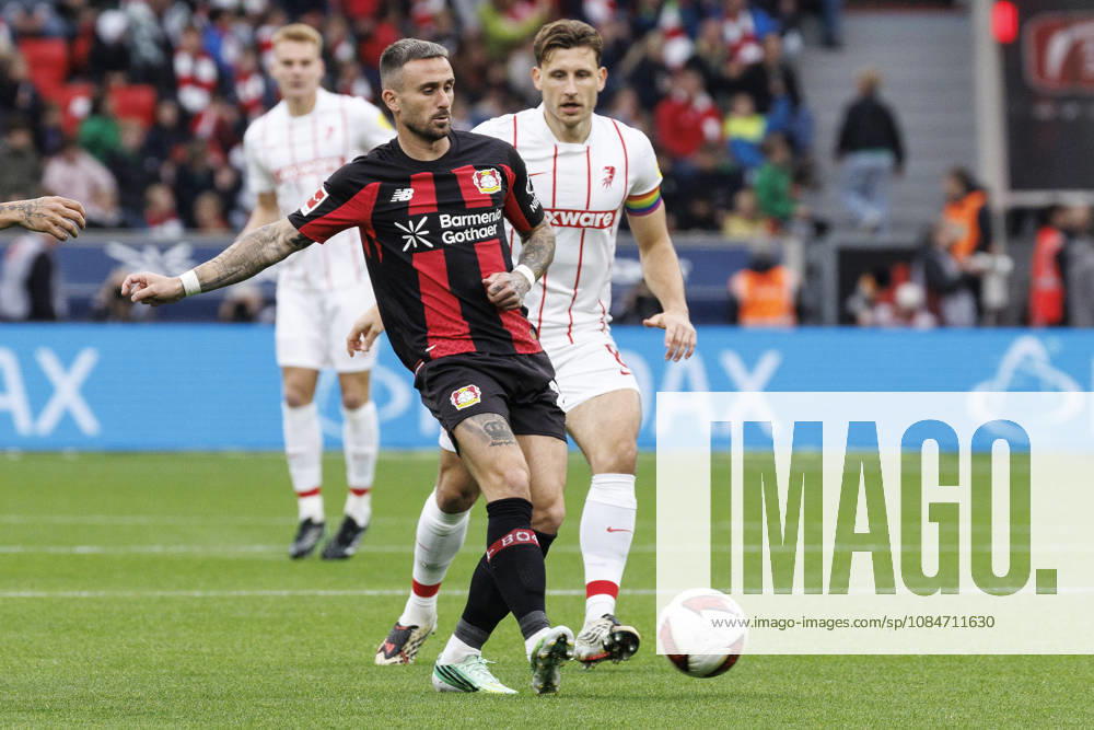 Facundo Medina (Bayer 04 Leverkusen, 2) during the German Bundesliga match on gameday 6 between Bayer 04 Leverkusen vs. SC Freiburg at BayArena on October 18, 2026 in Leverkusen, Germany. DFL REGULATIONS PROHIBIT ANY USE OF PHOTOGRAPHS AS IMAGE SEQUENCES AND OR QUASI-VIDEO. Northrhine-Westphalia Germany