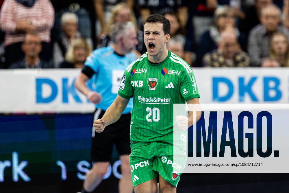 Opel HBL SG Flensburg Handewitt vs. Füchse Berlin, October 18, 2026: Cheers and goal celebrations for Tim Freihöfer, No. 20, Füchse Berlin; Opel HBL SG Flensburg Handewitt vs. Füchse Berlin, GGW Arena