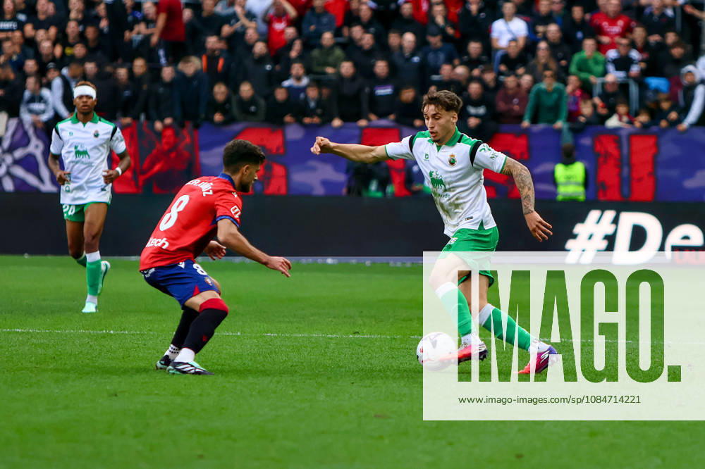 ESP LaLiga EA Sports Atlético Osasuna vs. Racing Santander Jorge Salinas of Racing Santander during the LaLiga EA Sports match between Atlético Osasuna and Racing Santander played at El Sadar Stadium in Pamplona on October 18, 2026, in Spain. Spanish Soccer