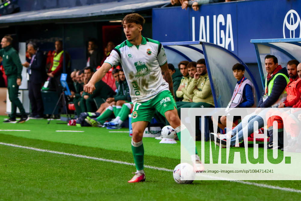 ESP LaLiga EA Sports Atlético Osasuna vs. Racing Santander Jorge Salinas of Racing de Santander during the LaLiga EA Sports match between Atlético Osasuna and Racing Santander played at El Sadar Stadium in Pamplona on October 18, 2026, in Spain. Spanish Soccer