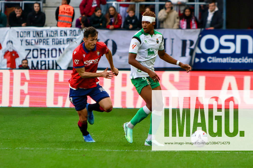 ESP LaLiga EA Sports Atlético Osasuna vs. Racing Santander: Ante Budimir of Osasuna and Pedro Felipe of Racing Santander during the LaLiga EA Sports match between Atlético Osasuna and Racing Santander, played at El Sadar Stadium in Pamplona on October 18, 2026, in Spain. Spanish Soccer