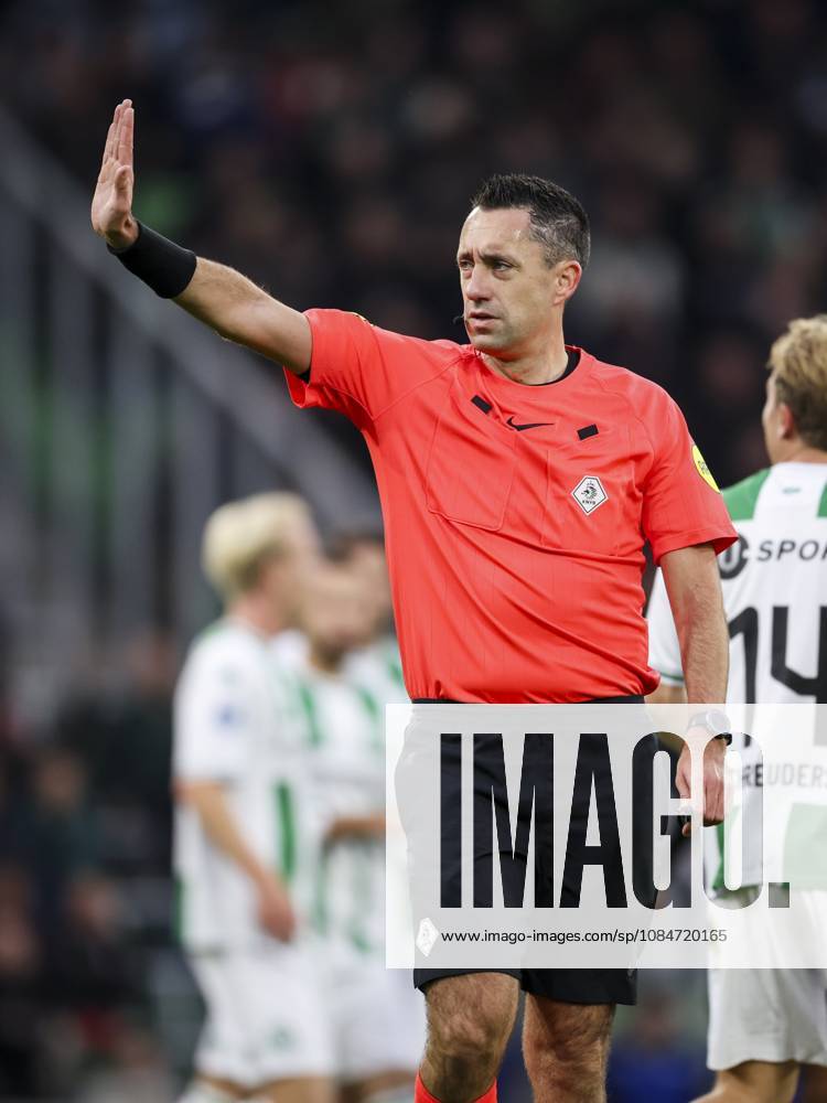GRONINGEN - Referee Dennis Higler during the Dutch Eredivisie match between FC Groningen and Ajax at the Euroborg stadium on October 18, 2026 in Groningen, the Netherlands. SONNY LENSEN ANP Eredivisie 2026 27 ANPxSportx IVx 572850484 originalFilename: 572850484