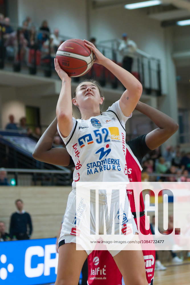 Lillian Christine Meister Marburg, 52, Khalis Cain Lions, 5, Halfit Lions vs. BC Marburg Blue Dolphins, Women s Basketball, 1st Bundesliga, DBBL, Matchday 3 of the 2026–27 season, October 18, 2026, SWH Arena, Saxony-Anhalt, Germany