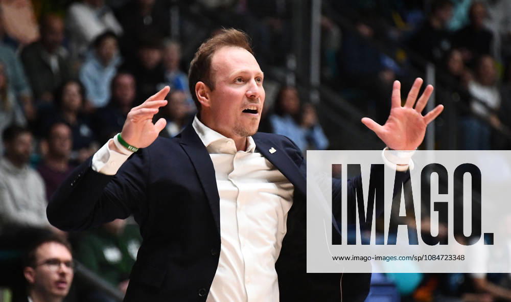 BBL Basketball Cup, Frankfurt Skyliners vs. VET Concept Gladiators Trier; Head Coach Jacques Schneider of the Gladiators Trier; facial expressions, gestures, emotion; upset, shocked; Frankfurt am Main