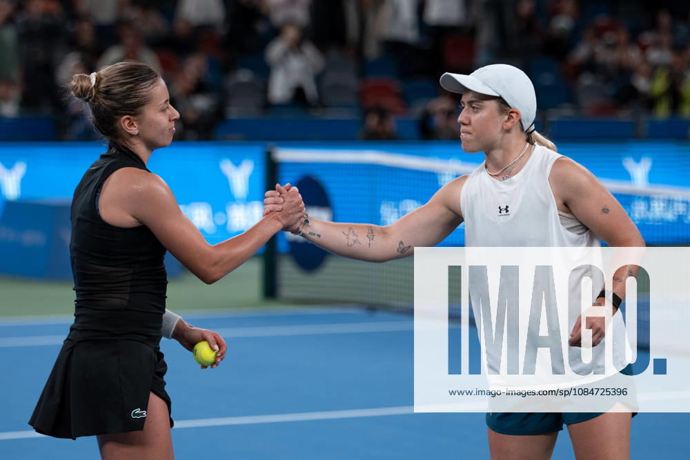 (261018) -- WUHAN, Oct. 18, 2026 -- Maja Chwalinska (L) greets Sonay Kartal after the women s singles final match between Maja Chwalinska of Poland and Sonay Kartal of Britain at the 2026 Wuhan Open tennis tournament in Wuhan, capital of central China s Hubei Province, Oct. 18, 2026. ) (SP)CHINA-WUHAN-TENNIS-WUHAN OPEN-WOMEN S SINGLES-FINAL (CN) WuxZhizun