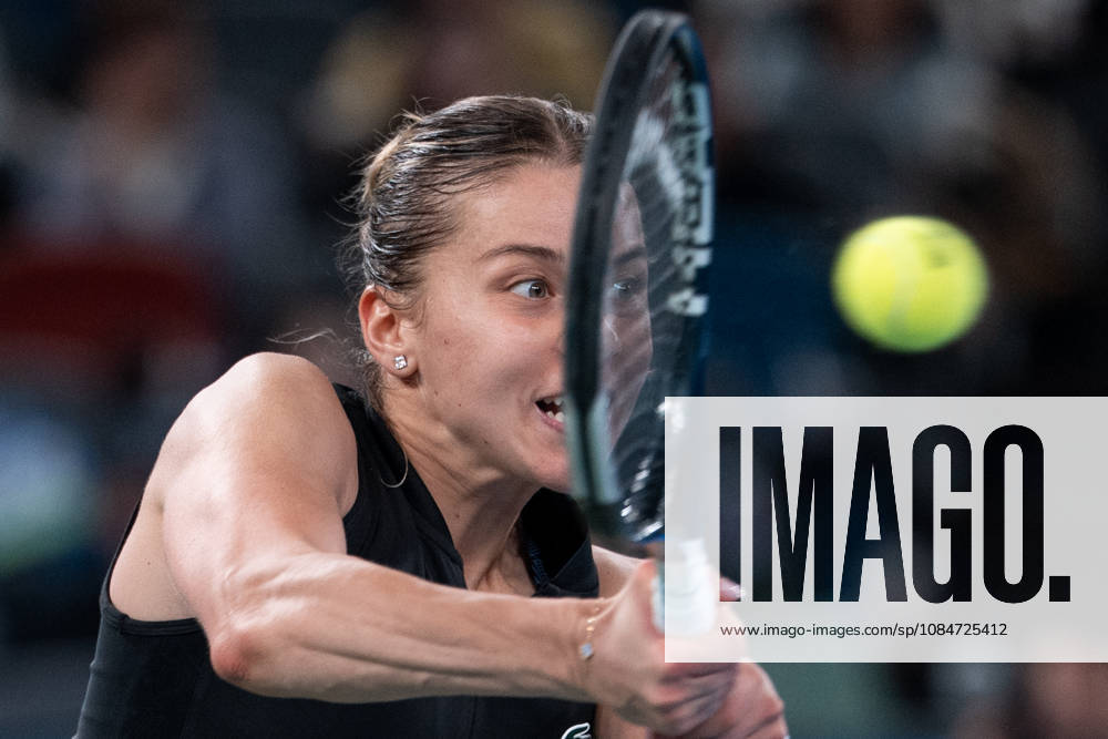 (261018) -- WUHAN, Oct. 18, 2026 -- Maja Chwalinska hits a return during the women s singles final match between Maja Chwalinska of Poland and Sonay Kartal of Britain at the 2026 Wuhan Open tennis tournament in Wuhan, capital of central China s Hubei Province, Oct. 18, 2026. ) (SP)CHINA-WUHAN-TENNIS-WUHAN OPEN-WOMEN S SINGLES-FINAL (CN) WuxZhizun
