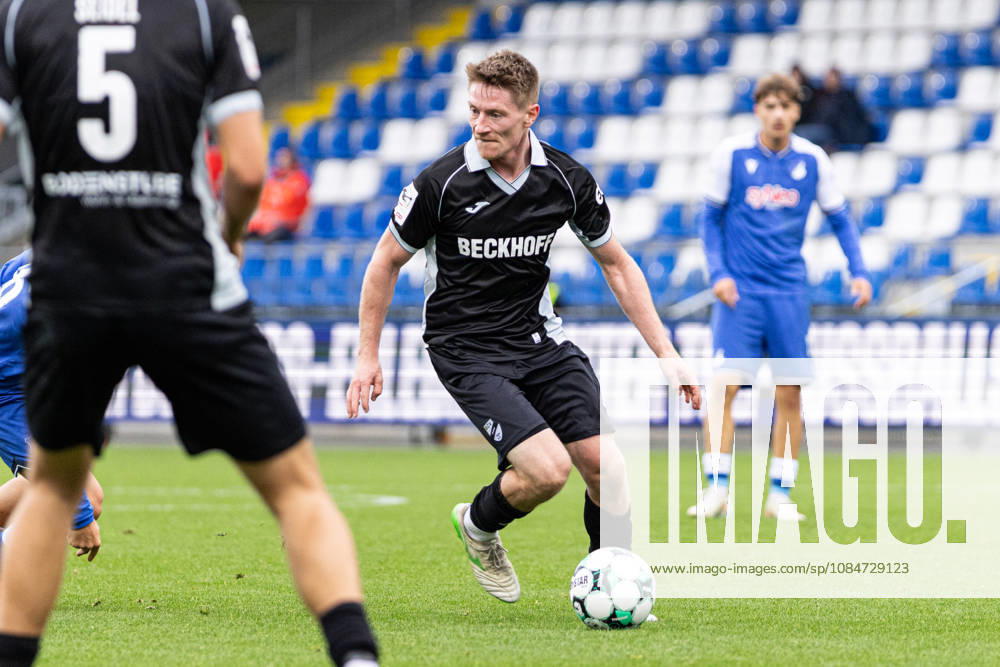 Germany: TSG Hoffenheim II vs. SC Verl, 3. Liga, 2026–27 season, Dietmar Hopp Stadium, Sinsheim; Dennis Waidner, SC Verl, 8 am Ball, Sinsheim, Dietmar Hopp Stadium, Baden-Württemberg, Germany