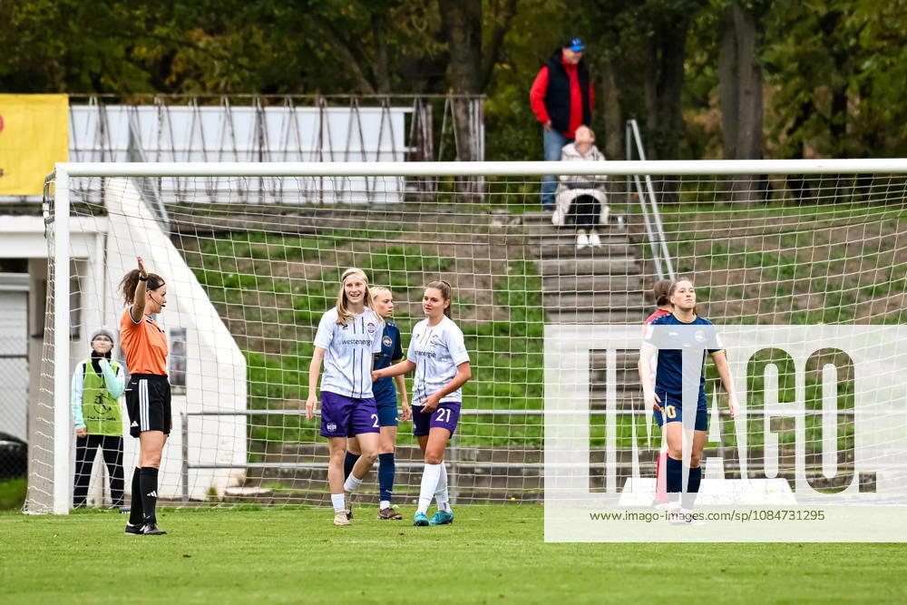 Soccer, Women s Bundesliga 2, 2026–2027, Matchday 9, SG 99 Andernach vs. SGS Essen: Kyra Spitzner (on the left in the white jersey) scored goals in the 4th and 7th minutes