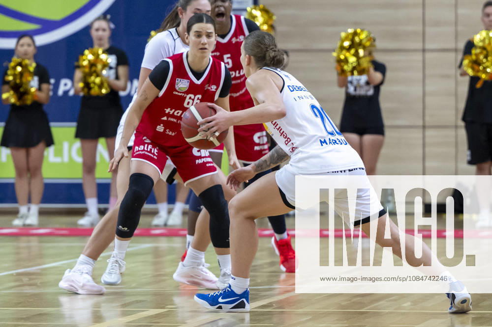 Toyota DBBL 2026–2027: HalFit Lions vs. BC Marburg Halle Saale, Germany, October 18, 2026. Pictured, from left: Dominika Fiszer (Halle) and Lea Debeljak (Marburg Halle Saale), swh Arena, Saxony-Anhalt, Germany