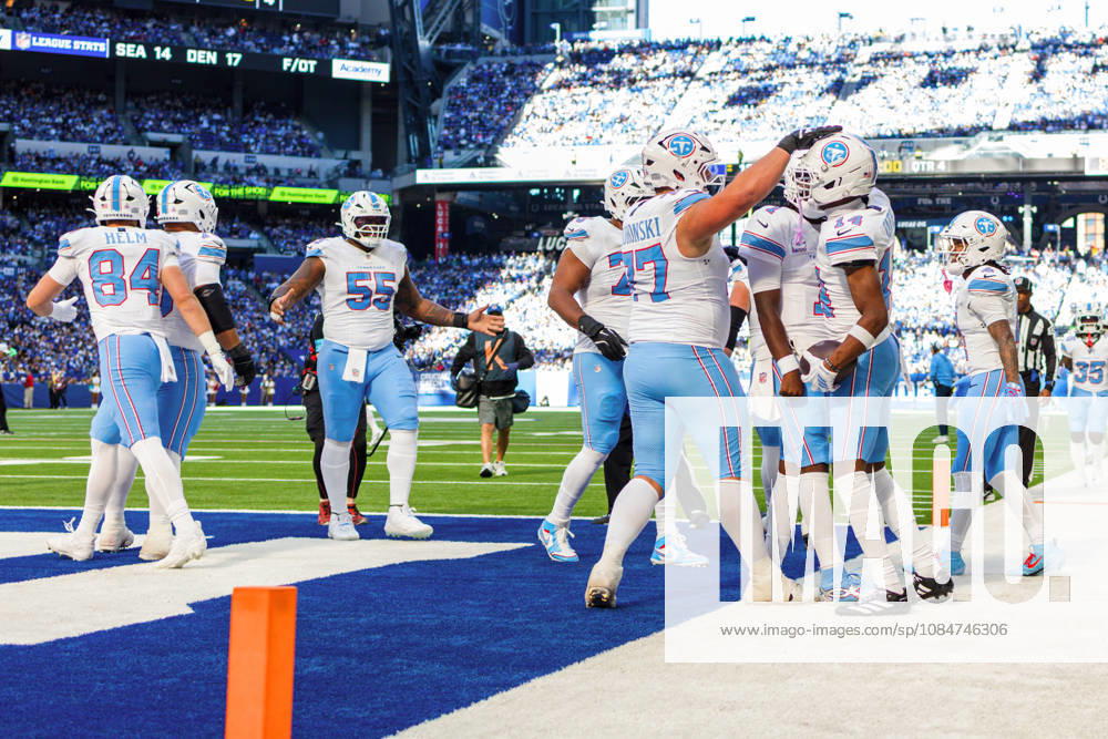 Oct 18, 2026; Indianapolis, IN, USA; Tennessee Titans wide receiver Carnell Tate (14) celebrates touchdown with his teammates during NFL, American Football Herren, USA game action against the Indianapolis Colts at Lucas Oil Stadium. Mandatory Credit: -Cal Media NFL 2026: Titans Vs Colts OCT 18 - ZUMAc04_ 20261018_zma_c04_024