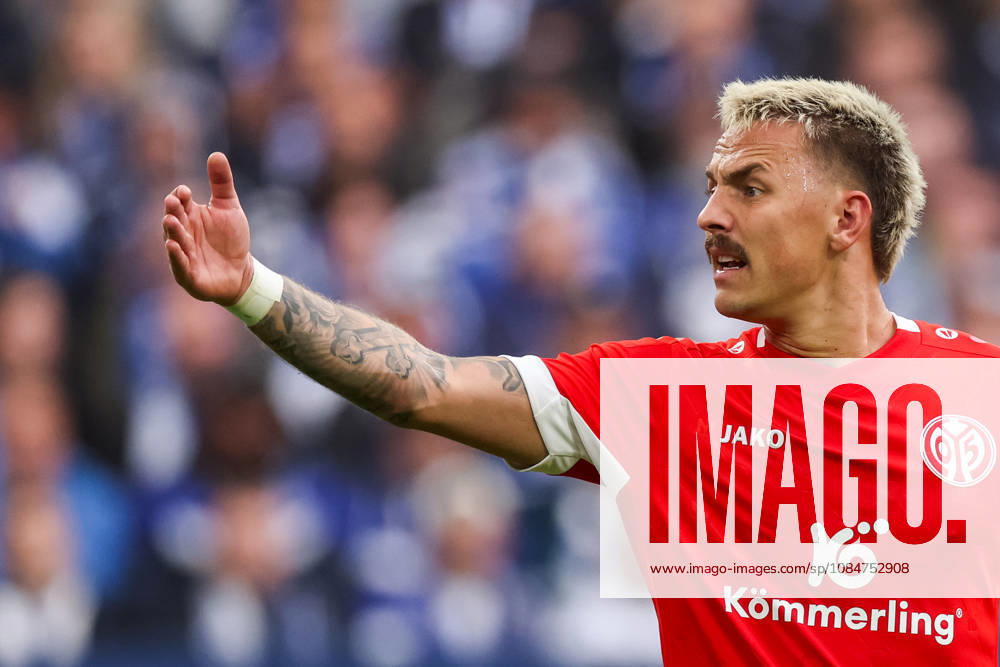 Phillip Tietz of 1. FSV Mainz 05 gestures during the Bundesliga 2026 27 match between FC Schalke 04 and 1. FSV Mainz 05 at Veltins-Arena on October 17, 2026 in Gelsenkirchen, Germany.