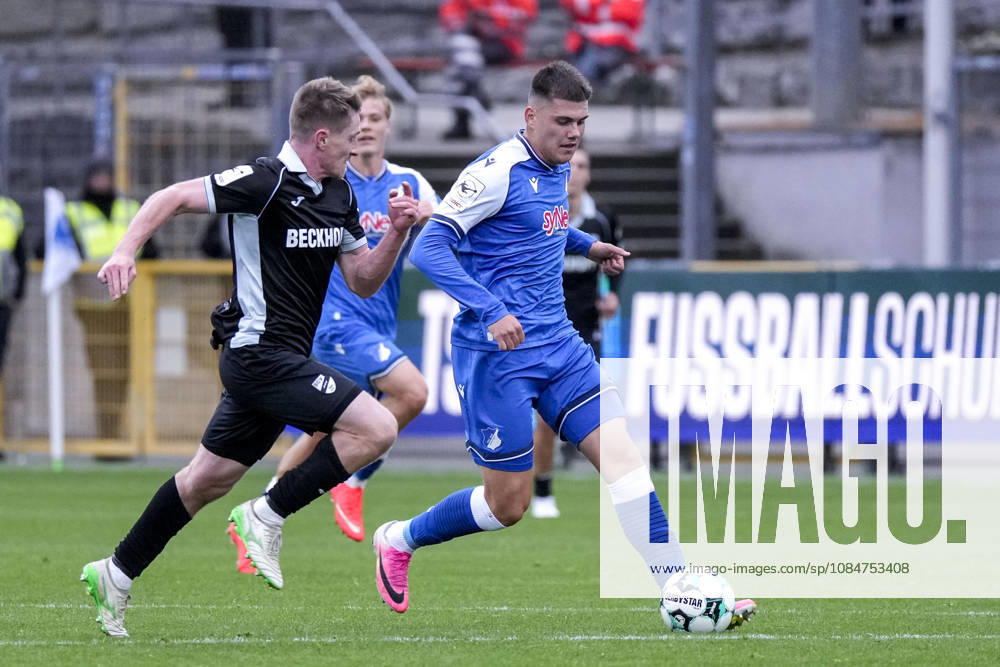 From left: Dennis Waidner (Verl), 8; Jakov Dedic (TSG II), 36; tackle, game scene, duel, tackle, tackling, dynamism, action, 10 18 2026, Sinsheim, Germany, soccer, 3rd League, TSG 1899 Hoffenheim II vs. SC Verl, DFB and DFL regulations prohibit any use of photographs as image sequences and or quasi-video