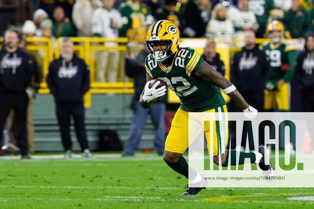 Oct 18, 2026; Green Bay, WI, USA; Green Bay Packers running back Pierre Strong Jr. (22) running the ball during the NFL, American Football Herren, USA game against the Dallas Cowboys at Lambeau Field. Mandatory Credit: -Cal Media. Green Bay USA - ZUMAc04_ 20261018_zma_c04_455