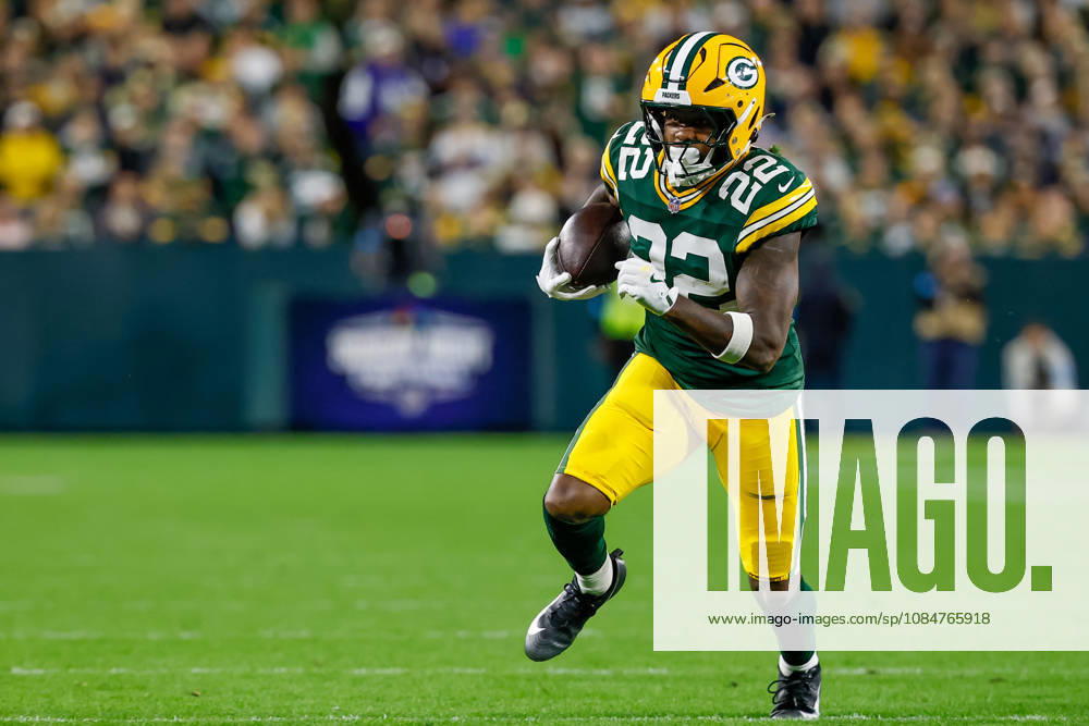 Oct 18, 2026; Green Bay, WI, USA; Green Bay Packers running back Pierre Strong Jr. (22) runs after making a catch during the NFL, American Football Herren, USA game against the Dallas Cowboys at Lambeau Field. Mandatory Credit: -Cal Media. Green Bay USA - ZUMAc04_ 20261018_zma_c04_486