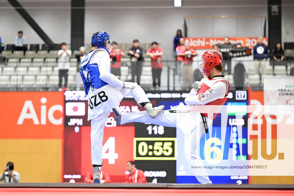 (L-R) VALIJONOV Fayyozbek (UZB), Mitsuya Tanaka (JPN), OCTOBER 19, 2026 - Para Taekwondo : Mens K44 -58kg Semi-Final during the Asian Para Games Aichi-Nagoya 2026 at Nagoya City Mizuho Park Gymnasium in Aichi, Japan. Noxthirdxpartyxsales aflo_357271182 KikuchixKyox