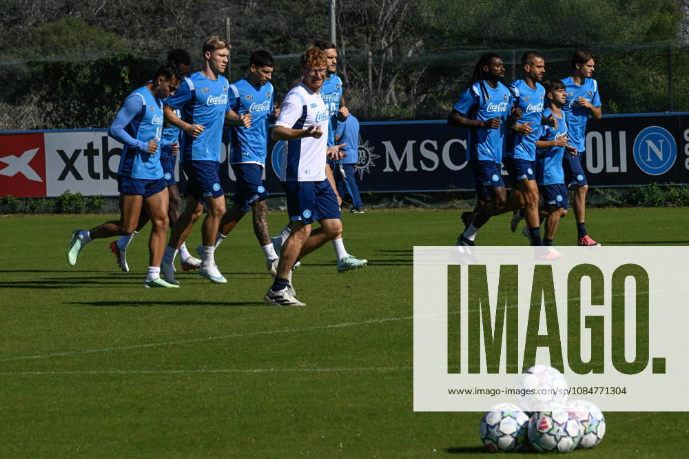NapoliÃ¬e team attends a training session in Castel Volturno ( Caserta) , Italy, 19 october 2026. Ssc Napoli will face Bodo-Glimt in their UEFA Champions League match on 20 october 2026. ANSA CIRO FUSCO. UEFA Champions League - Napoli Vs Bodo-Glimt - ZUMAa110 20261019_zaf_a110_006