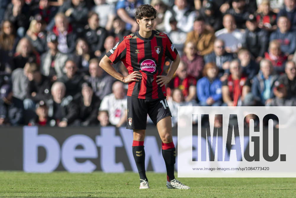 AFC Bournemouth v Sunderland, Premier League Antonio Silva of Bournemouth during the AFC Bournemouth v Sunderland Premier League match at Vitality Stadium, Bournemouth, England on 18 October 2026 Credit: Andy Thomas Every Second Media Editorial use only. All images are copyright Every Second Media Limited. No images may be reproduced without prior permission. All rights reserved. Premier League and Football League images are subject to licensing agreements with Football DataCo Limited. see https: www.football-dataco.com