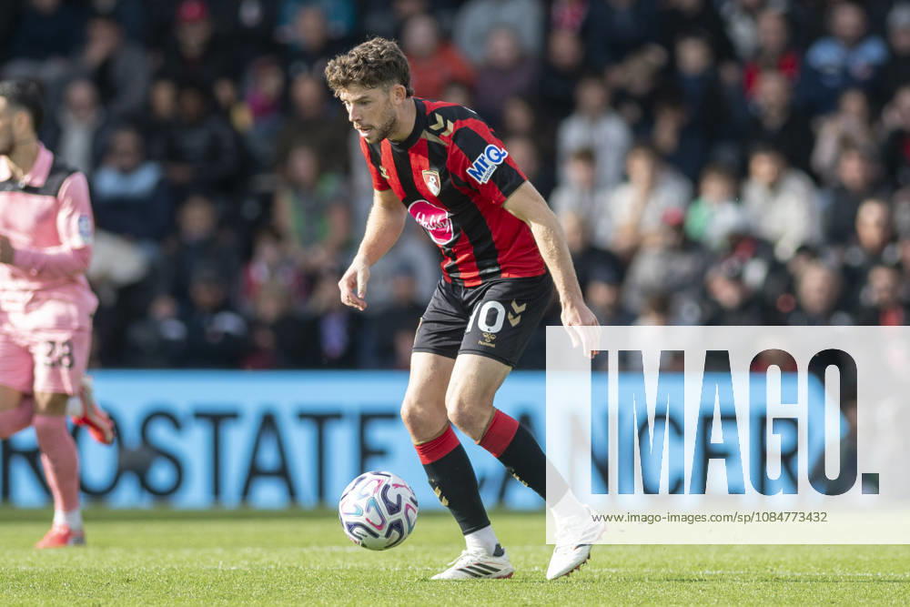 AFC Bournemouth v Sunderland, Premier League Ryan Christie of Bournemouth during the AFC Bournemouth v Sunderland Premier League match at Vitality Stadium, Bournemouth, England on 18 October 2026 Credit: Andy Thomas Every Second Media Editorial use only. All images are copyright Every Second Media Limited. No images may be reproduced without prior permission. All rights reserved. Premier League and Football League images are subject to licensing agreements with Football DataCo Limited. see https: www.football-dataco.com
