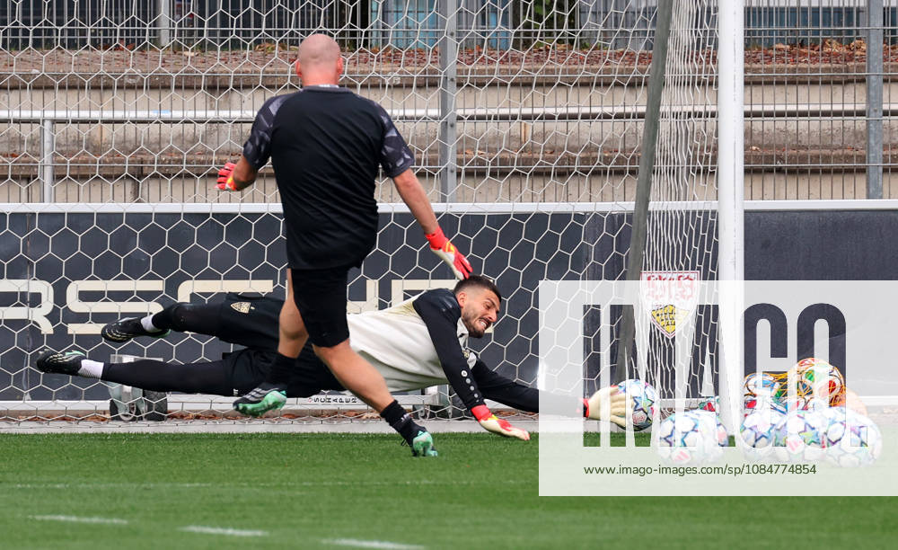 Stuttgart, Soccer, UEFA Champions League, 2026–2027 season, VfB Stuttgart practice, Fabian Bredlow