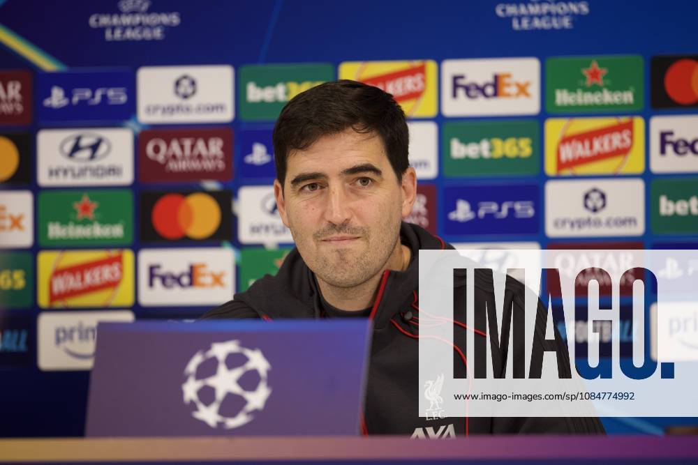 Football - UEFA Champions League - Liverpool FC v Villarreal CF - MD-1 LIVERPOOL, ENGLAND - Monday, October 19, 2026: Liverpool s head coach Andoni Iraola during a press conference, PK, Pressekonferenz at Anfield ahead of the UEFA Champions League 2026 27 League Phase MD3 match between Liverpool FC and Villarreal CF. (Photo by David Rawcliffe Propaganda) LIVERPOOL Anfield MERSEYSIDE ENGLAND