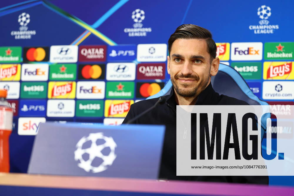 Napoli’s goalkeeper Alex Meret During the Napoli-Bodo Glimt Champions League press conference, PK, Pressekonferenz in the press room at the Diego Armando Maradona Stadium on October 19, 2026.