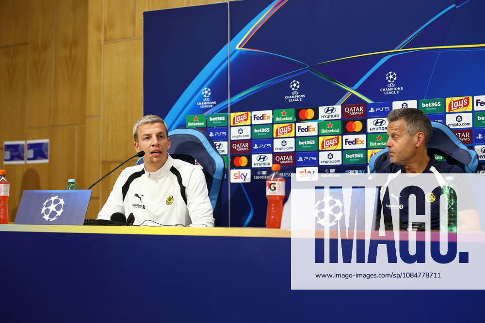 Bodo Glimt s Jostein Gundersen Bodo Glimt s head coach Kjetil Knutsen During the Napoli-Bodo Glimt Champions League press conference, PK, Pressekonferenz in the press room at the Diego Armando Maradona Stadium on October 19, 2026.