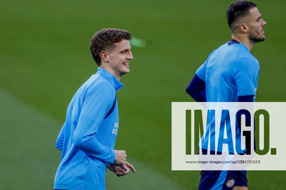 , Estadio do Dragao , season 2026 2027 , UEFA Champions League football , press conference, PK, Pressekonferenz PSV , Picture shows PSV Player Guus Til Press conference and training PSV x208822958x