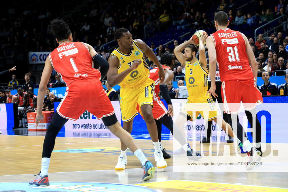 Germany, GER, DEU, Basketball, BBL Cup, Day 1, 2026–2027 Season, Berlin, ALBA Berlin vs. Bamberg, Sima Fatty Yankuba (ALBA Berlin) 77, JORDAN FORD (ALBA Berlin) 3, Daniel Keppeler (Bamberg) 31, Jonathan Baehre (Bamberg) 1, nordphoto GmbH, Engler Berlin, Uber Arena, Berlin, Germany