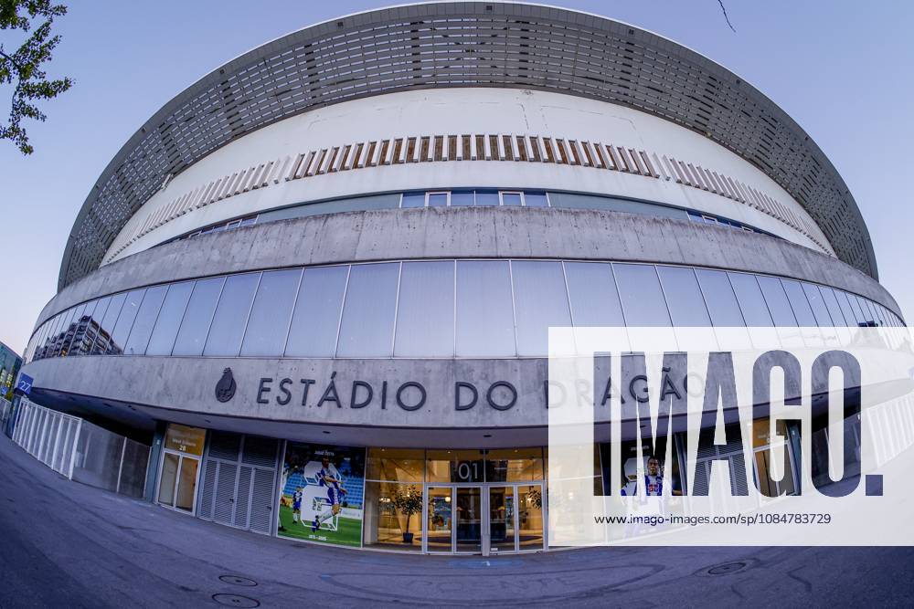 , Estadio do Dragao , season 2026 2027 , UEFA Champions League football , Picture shows outside view Estadio do Dragao press conference, PK, Pressekonferenz and training PSV x208826489x