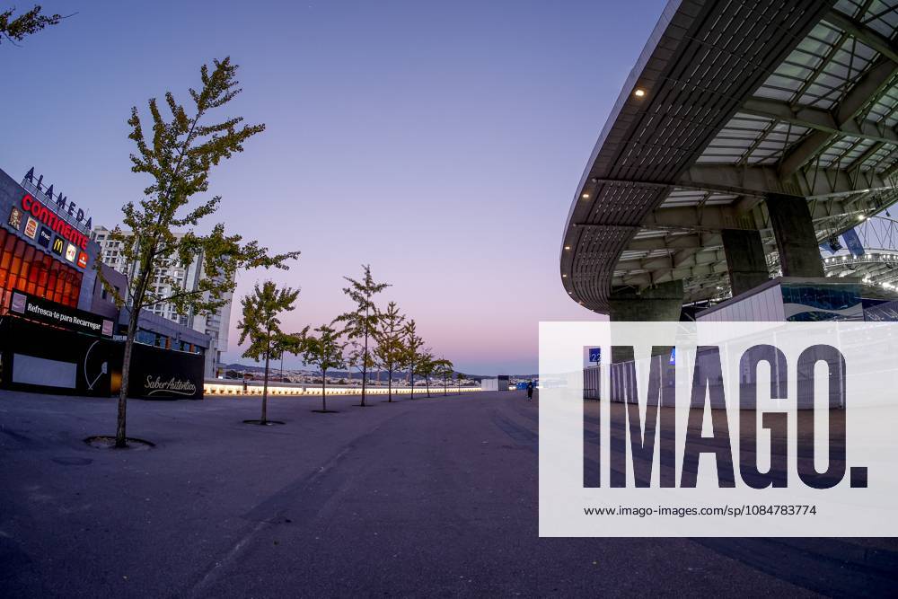 , Estadio do Dragao , season 2026 2027 , UEFA Champions League football , Picture shows outside view Estadio do Dragao press conference, PK, Pressekonferenz and training PSV x208826517x