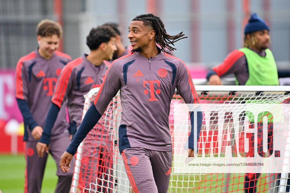 Michael Olise, suspended for the match, Bayern Munich Soccer Champions League, 2026–27 season, group stage FINAL TRAINING SESSION on October 20, 2026, FC Bayern Munich vs. FC Arsenal