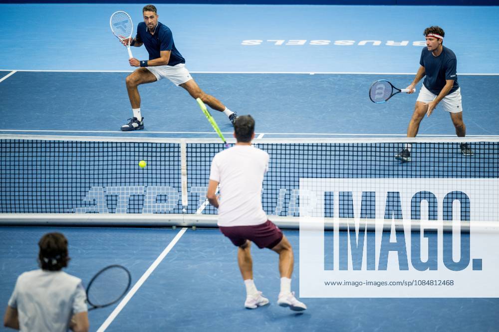 Nicolas Barrientos of Colombia and David Pel of the Netherlands pictured during the European Open ATP, Tennis Herren tennis tournament in Brussels, on Tuesday 20 October. This year s edition of the tournament is taking place from 17 to 25 October JASPERxJACOBS x190399316x